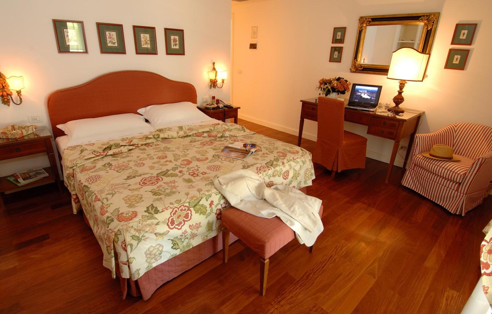 Triple Room,682203180:JPEG